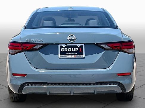 Used 2025 Nissan Sentra SV FWD image 5