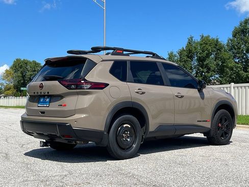 Used 2026 Nissan Rogue SV w/ Rock Creek Premium Package AWD/4WD image 6
