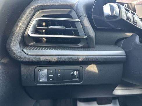 New 2026 Chevrolet Traverse LT w/ Sun and Wheel Package image 19