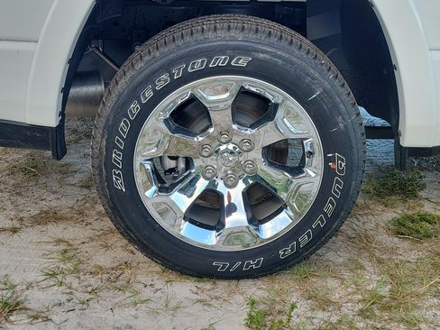 Used 2026 RAM 1500 Big Horn AWD/4WD image 5