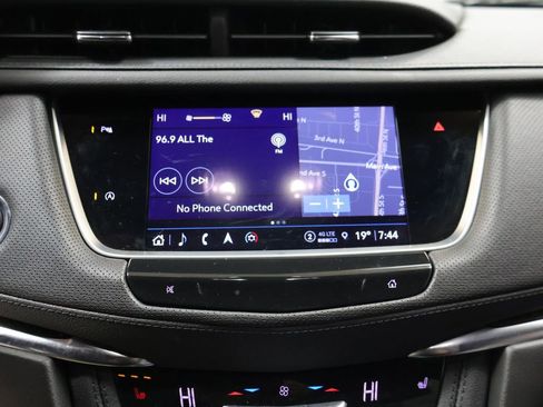 Used 2022 Cadillac XT5 Premium Luxury AWD/4WD image 24
