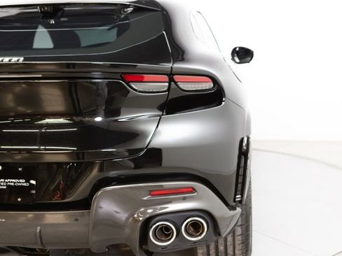 Used 2025 Ferrari Purosangue image 32