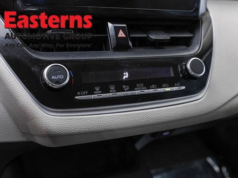 Used 2024 Toyota Corolla LE FWD image 18
