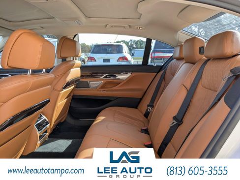 Used 2019 BMW 740i w/ Executive Package image 12