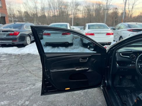 Used 2014 Toyota Avalon XLE Premium image 11