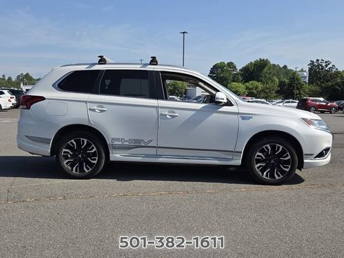 Used 2018 Mitsubishi Outlander SEL AWD/4WD image 6
