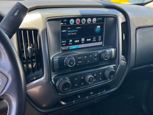 Used 2018 Chevrolet Silverado 1500 LT w/ LT Eassist Package AWD/4WD image 16