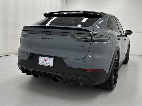 Used 2022 Porsche Cayenne Turbo GT image 6