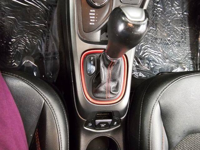 Used 2018 Jeep Compass Trailhawk w/ Cold Weather Group AWD/4WD image 20