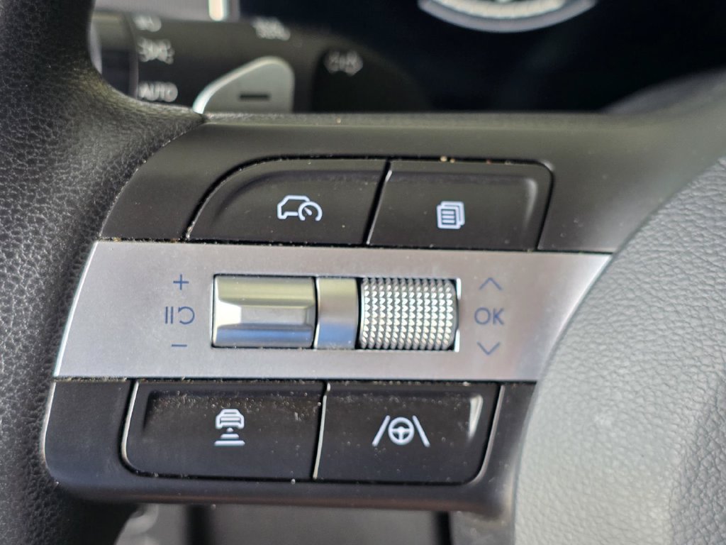 Used 2025 Hyundai Sonata SEL FWD image 20