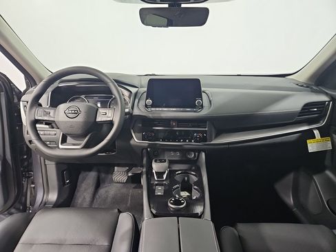 New 2026 Nissan Rogue SV image 18