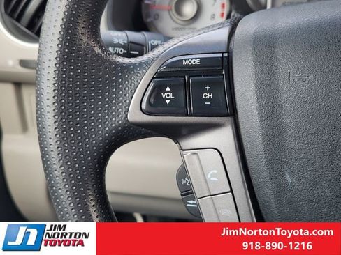 Used 2014 Honda Pilot EX image 28