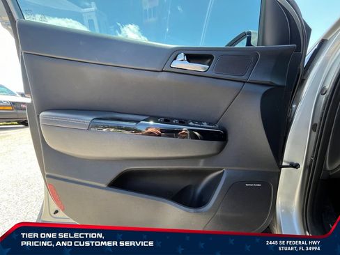 Used 2022 Kia Sportage SX AWD/4WD image 26