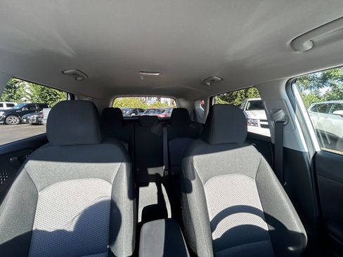 Used 2025 Kia Soul LX FWD image 28