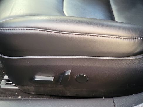 Used 2018 Tesla Model 3 Long Range image 14