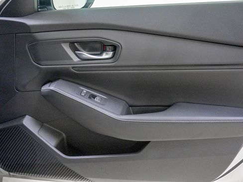 Used 2024 Honda Accord Sport image 31