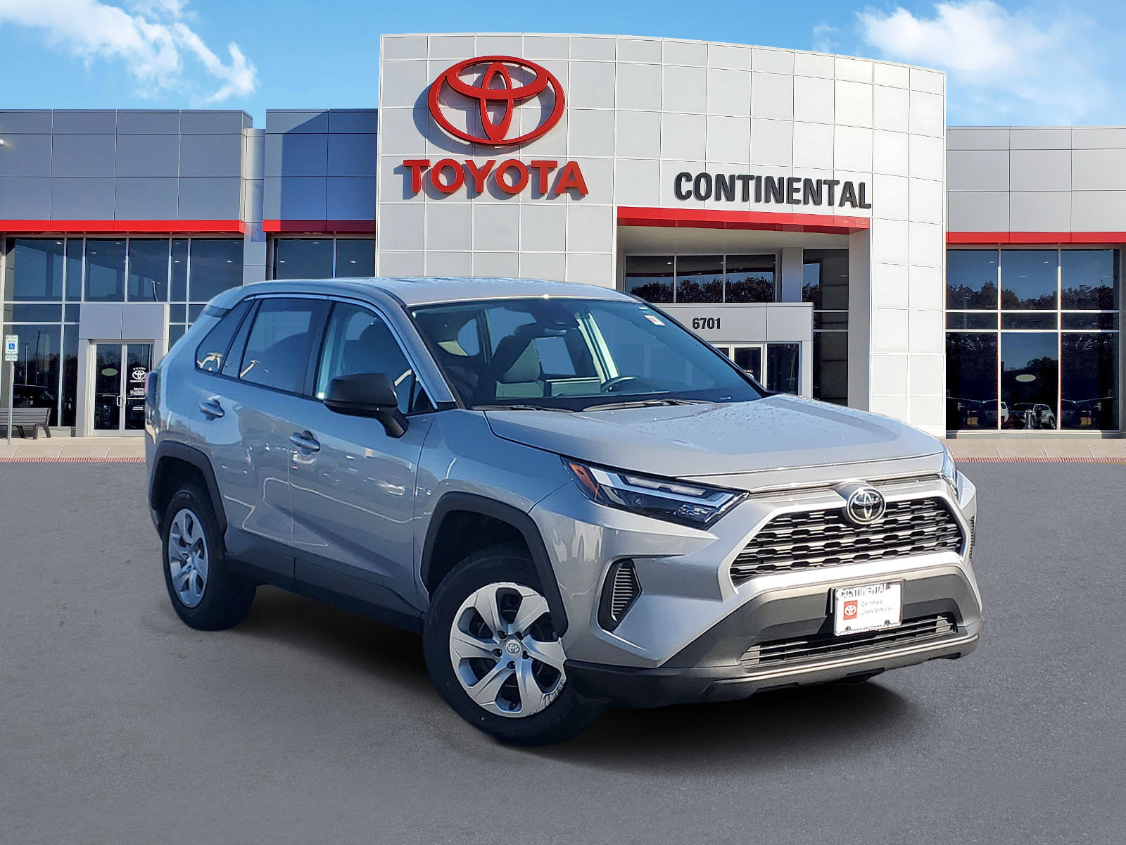 Certified 2025 Toyota RAV4 LE AWD/4WD image 2