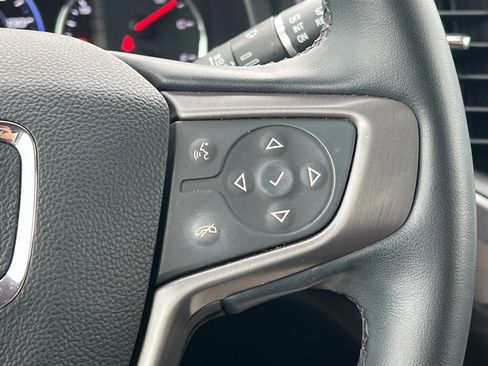 Used 2023 GMC Acadia AT4 w/ Technology Package image 38