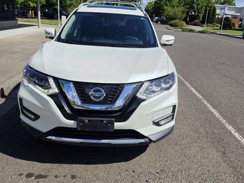 Used 2017 Nissan Rogue SL w/ SL HEV Premium Package AWD/4WD image 2