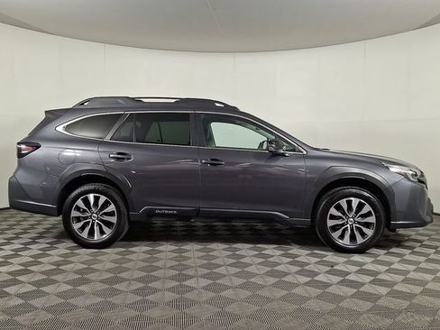 Used 2023 Subaru Outback Limited AWD/4WD image 10