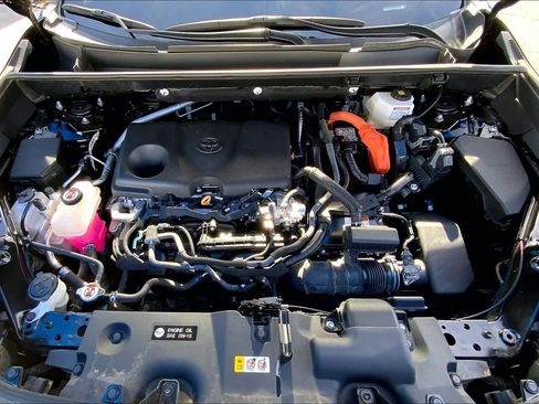 Used 2024 Toyota RAV4 XLE Premium image 62