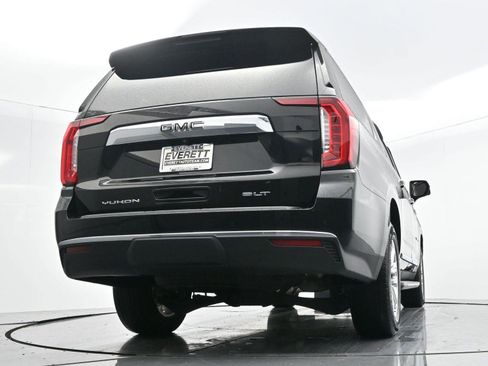 Used 2024 GMC Yukon XL SLT w/ SLT Luxury Package image 48