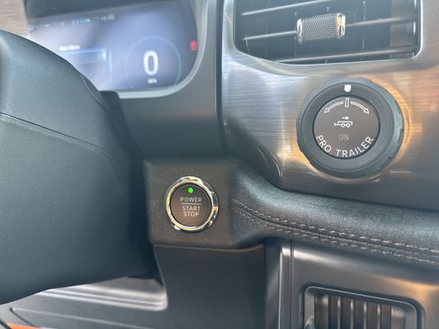 New 2025 Ford F150 Lightning Lariat image 26