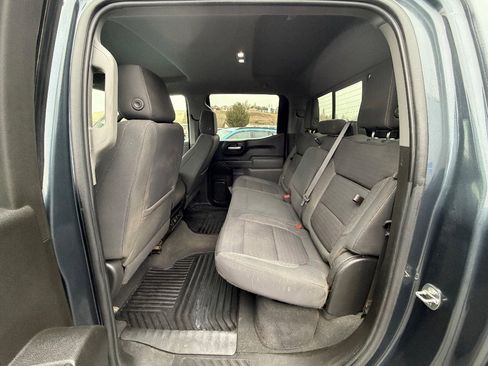 Used 2021 Chevrolet Silverado 1500 LT w/ Z71 Off-Road Package image 3