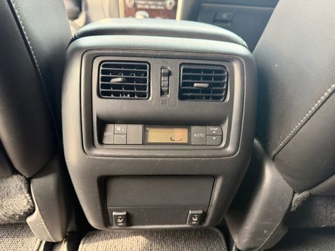 Used 2013 Nissan Pathfinder SL image 8