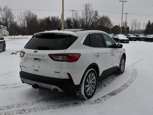 Used 2022 Ford Escape Titanium w/ Titanium Elite Package image 6