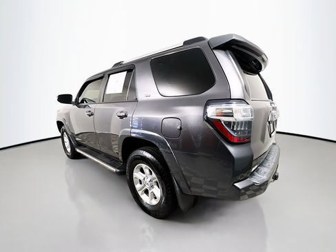 Used 2019 Toyota 4Runner SR5 Premium image 8