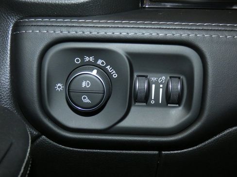 New 2026 RAM 2500 Limited image 24