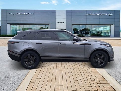 Used 2020 Land Rover Range Rover Velar R-Dynamic S image 4