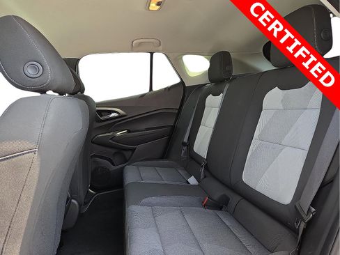 Used 2025 Chevrolet Trax LS image 10