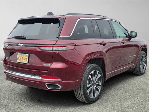 Used 2025 Jeep Grand Cherokee Overland AWD/4WD image 3