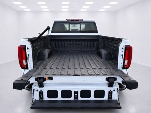 Used 2023 GMC Sierra 2500 SLT AWD/4WD image 13