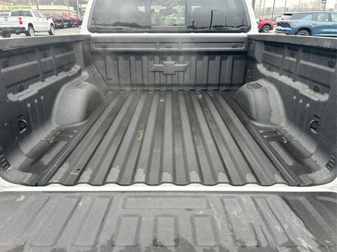 Used 2022 Chevrolet Colorado Z71 AWD/4WD image 33