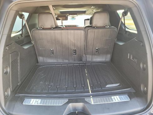 Used 2024 GMC Yukon XL Denali Ultimate w/ LPO, Floor Liner Package AWD/4WD image 14