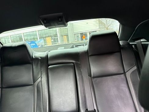 Used 2022 Dodge Challenger SXT w/ Plus Package image 17