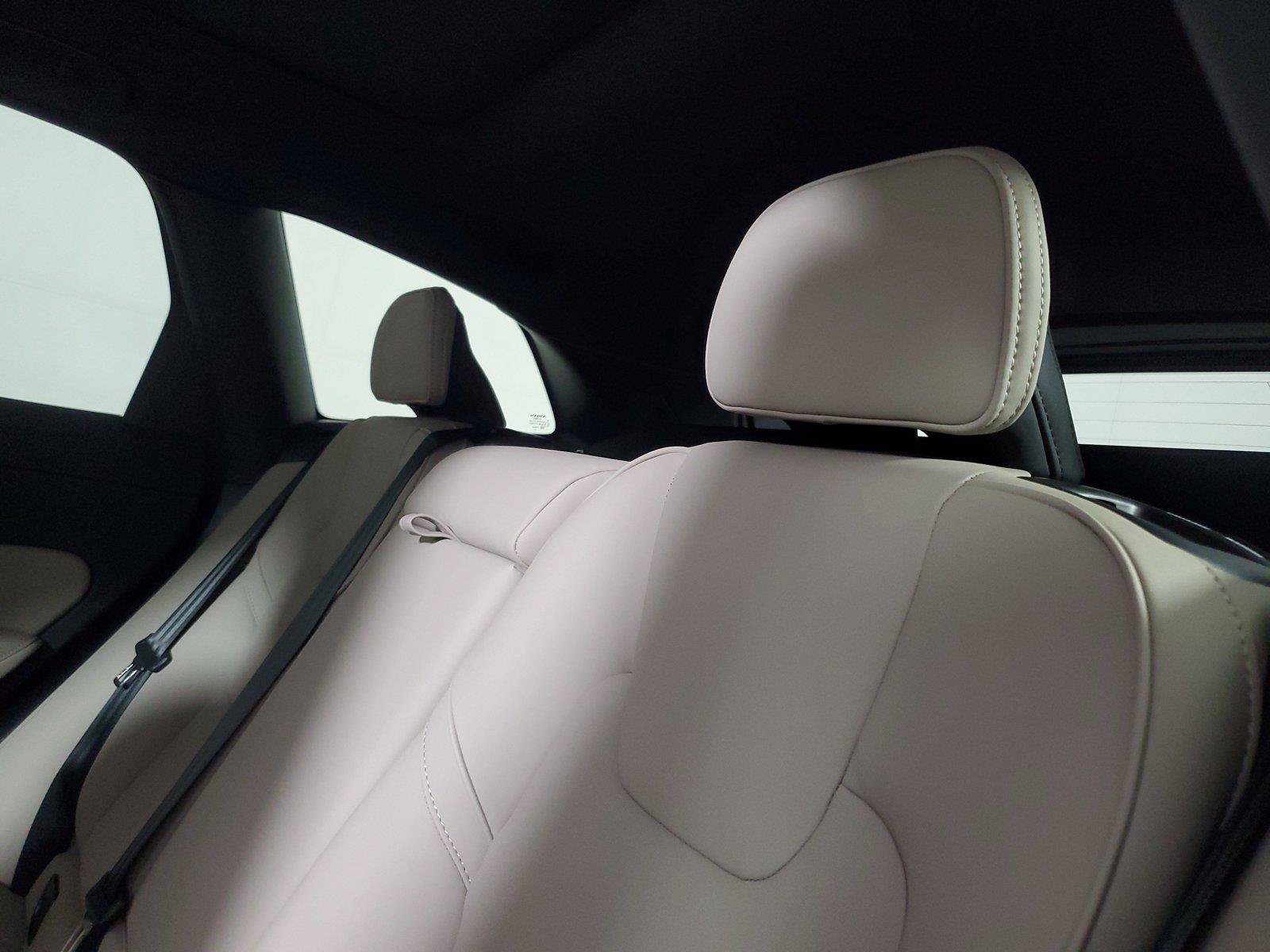 New 2027 Volvo XC60 B5 Core AWD/4WD image 13