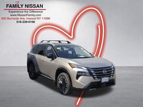 Certified 2026 Nissan Rogue Platinum w/ Platinum Premium Package AWD/4WD image 1