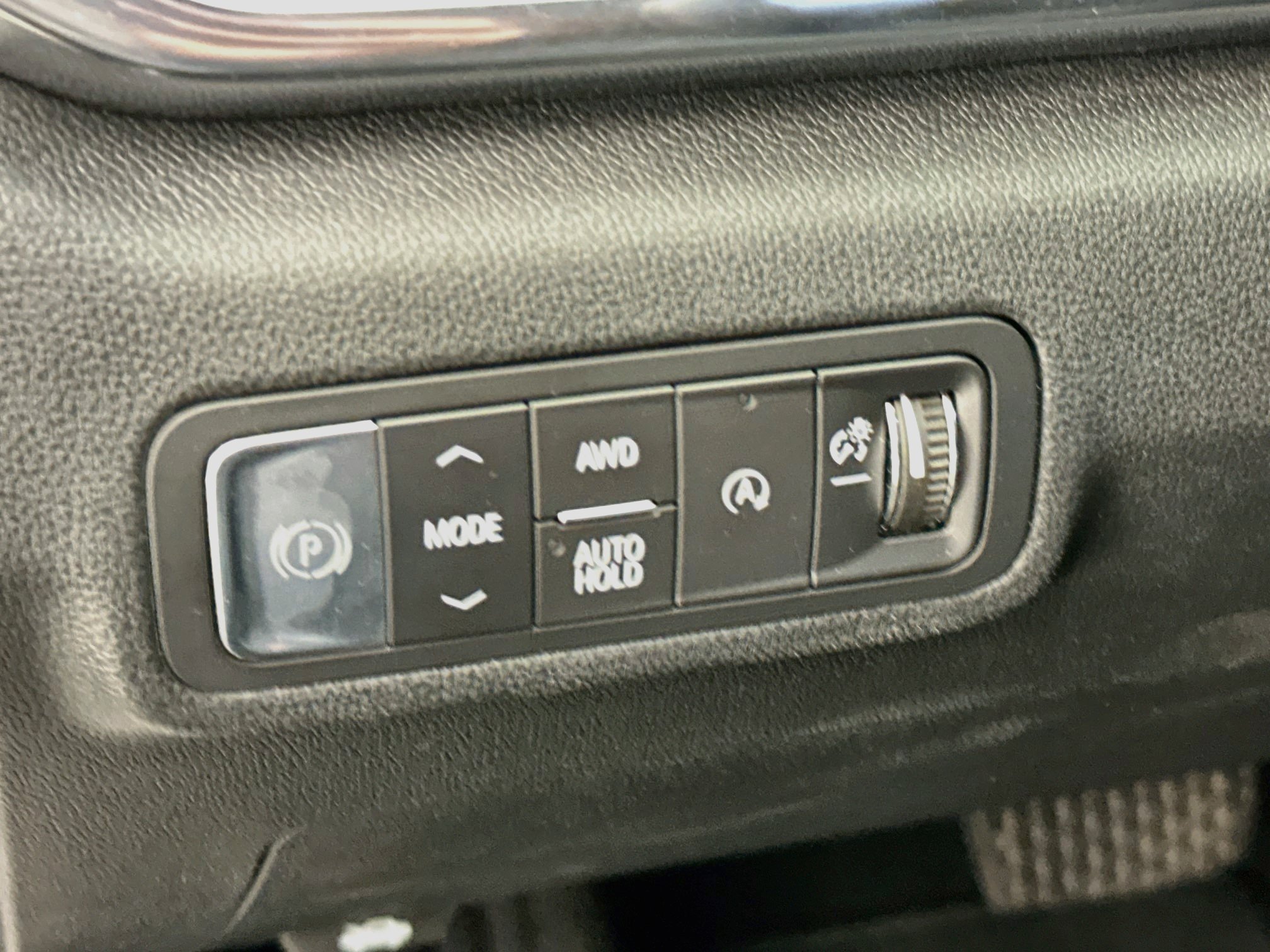 Used 2025 GMC Terrain Elevation AWD/4WD image 17