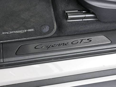Certified 2023 Porsche Cayenne GTS AWD/4WD image 16