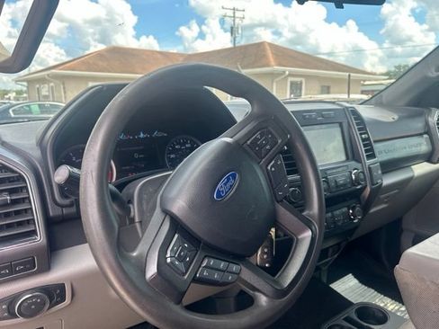 Used 2019 Ford F350 XLT w/ XLT Value Package AWD/4WD image 12