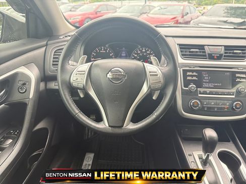 Used 2016 Nissan Altima 3.5 SR FWD image 14