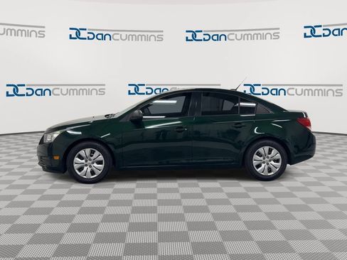 Used 2014 Chevrolet Cruze LS FWD image 5
