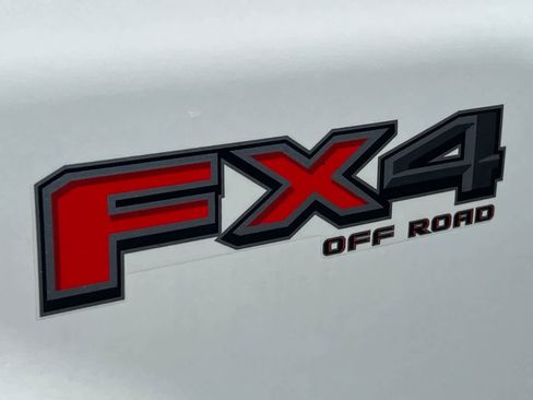 New 2026 Ford F350 XLT w/ XLT Premium Package AWD/4WD image 27