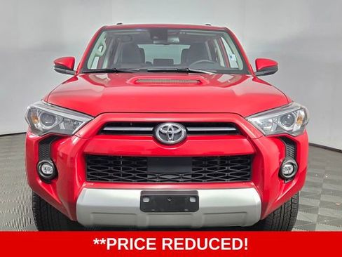 Used 2024 Toyota 4Runner TRD Off-Road image 2