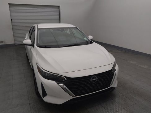 Used 2024 Nissan Sentra SV image 14