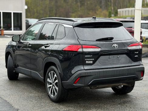 Used 2025 Toyota Corolla Cross XLE AWD/4WD image 3